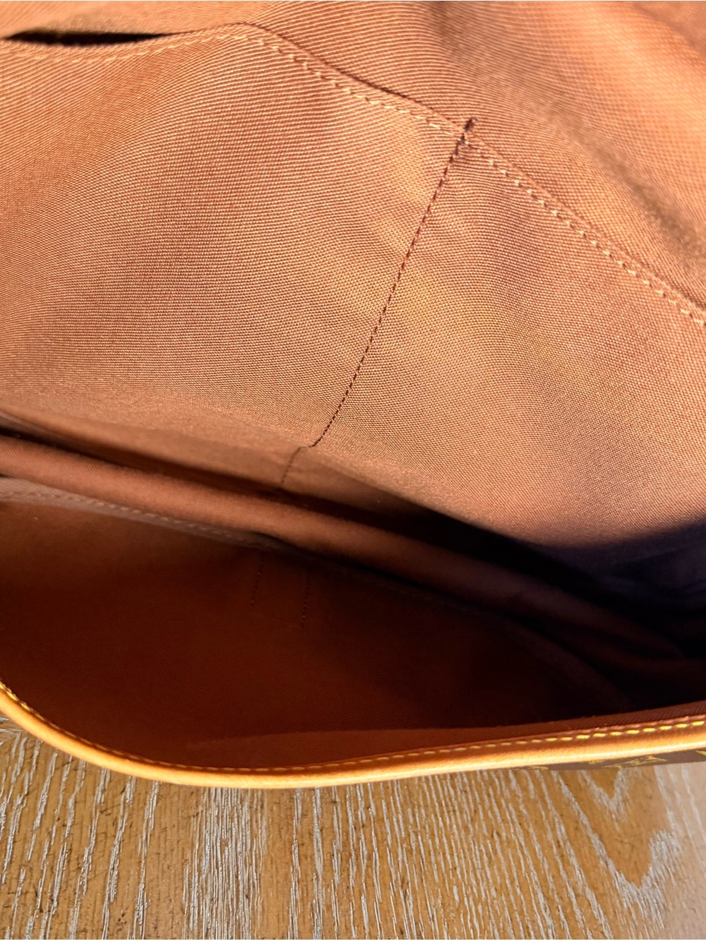 Louis Vuitton Monogram Canvas SAUMER 35 Messenger Bag SUPER NICE! Clean! - Picture 5 of 16
